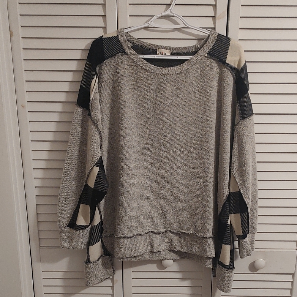 BiBi Gray and Black Checkered Women's Sweater